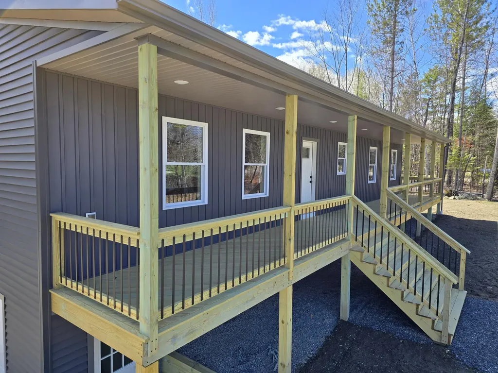 5 Holly Lane Cornville ME 04976