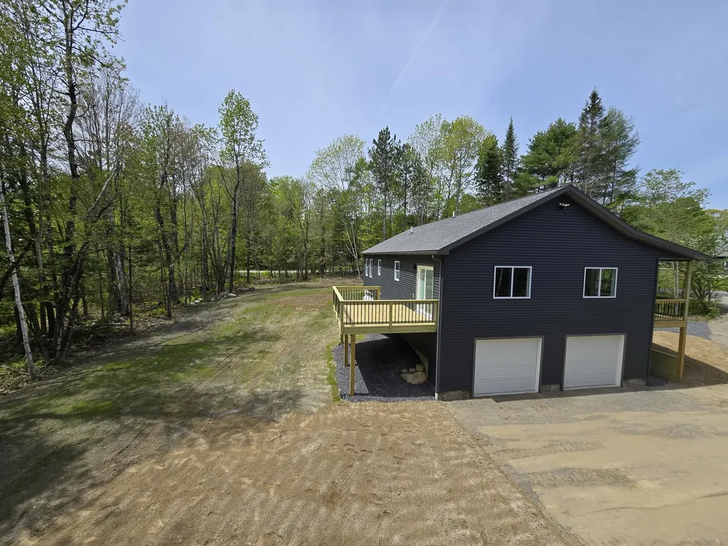 5 Holly Lane Cornville ME 04976
