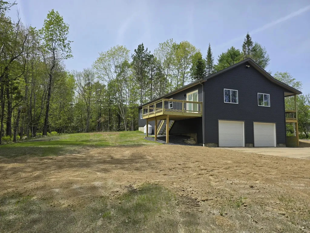 5 Holly Lane Cornville ME 04976