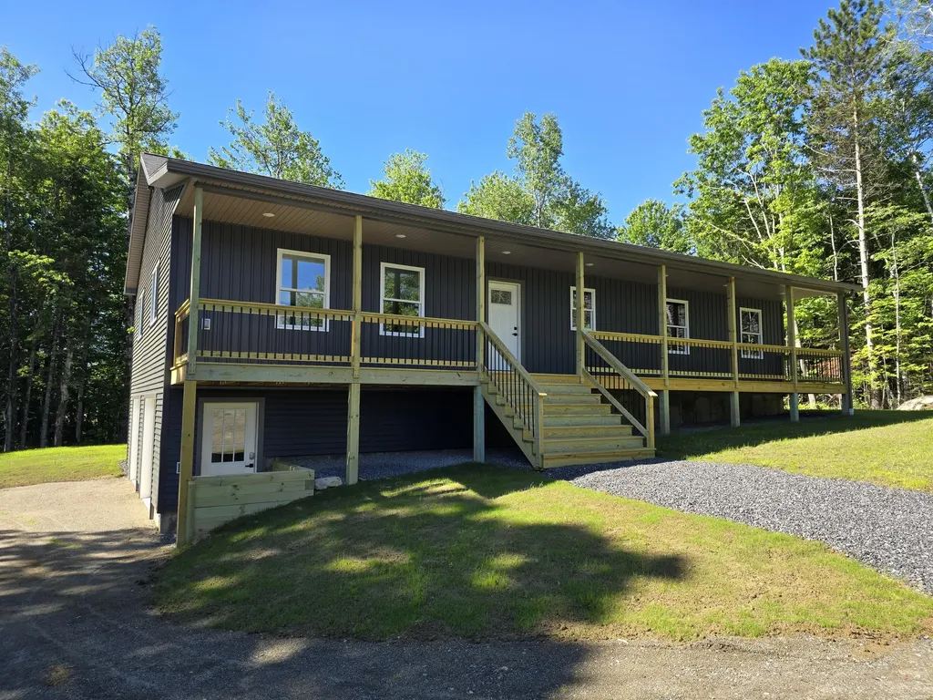 5 Holly Lane Cornville ME 04976