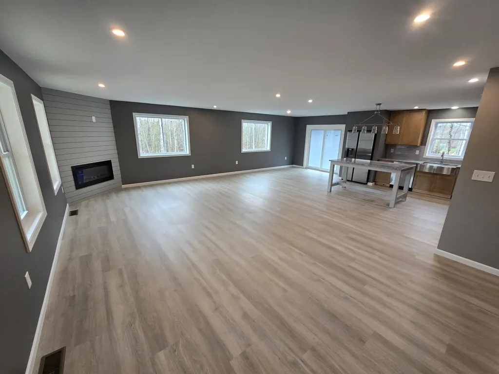 5 Holly Lane Cornville ME 04976