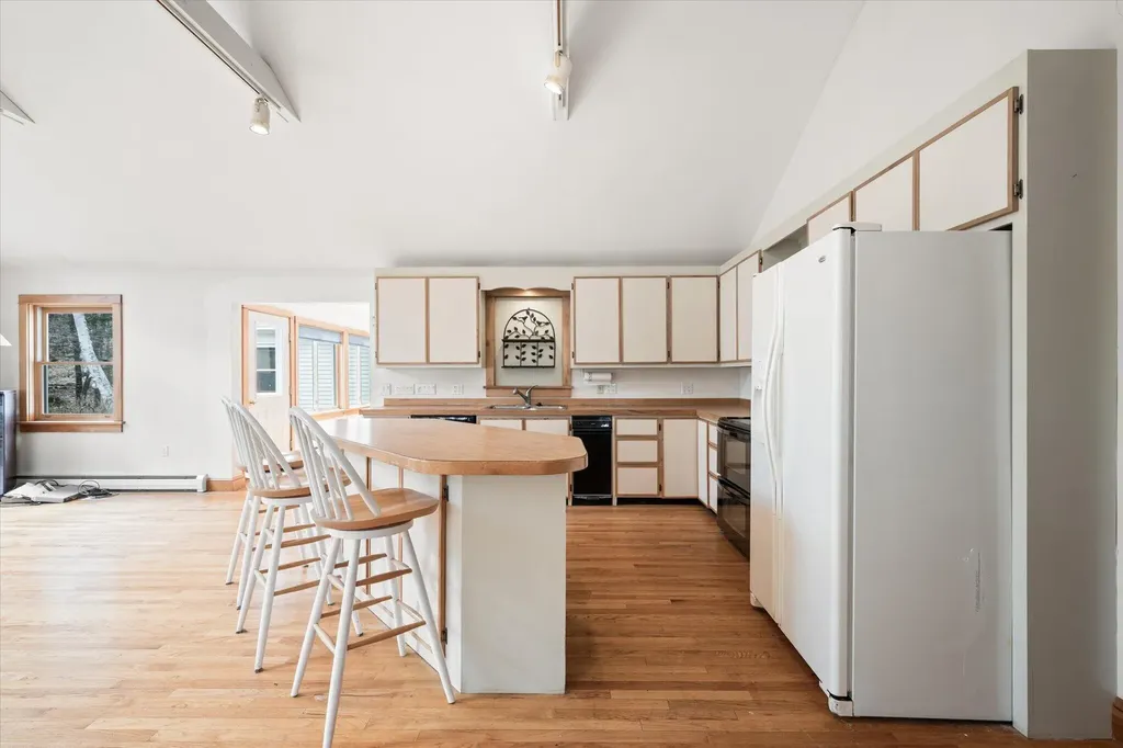 280 Grant Street Ellsworth ME 04605