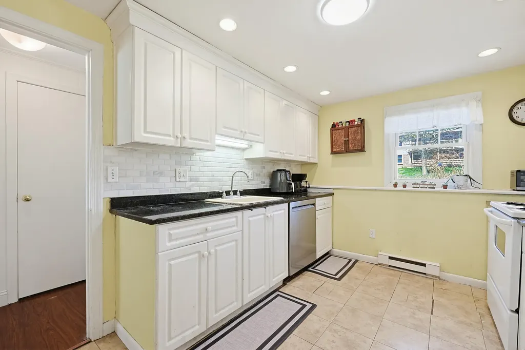 1 Philbrick Lane Kittery ME 03904