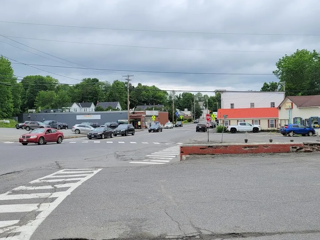 2 East Main Street Dover-foxcroft ME 04426