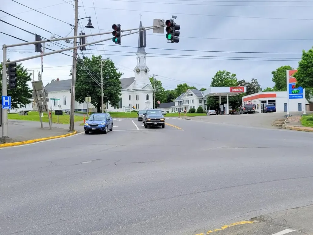 2 East Main Street Dover-foxcroft ME 04426