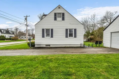 8 Lincoln Street Brewer ME 04412