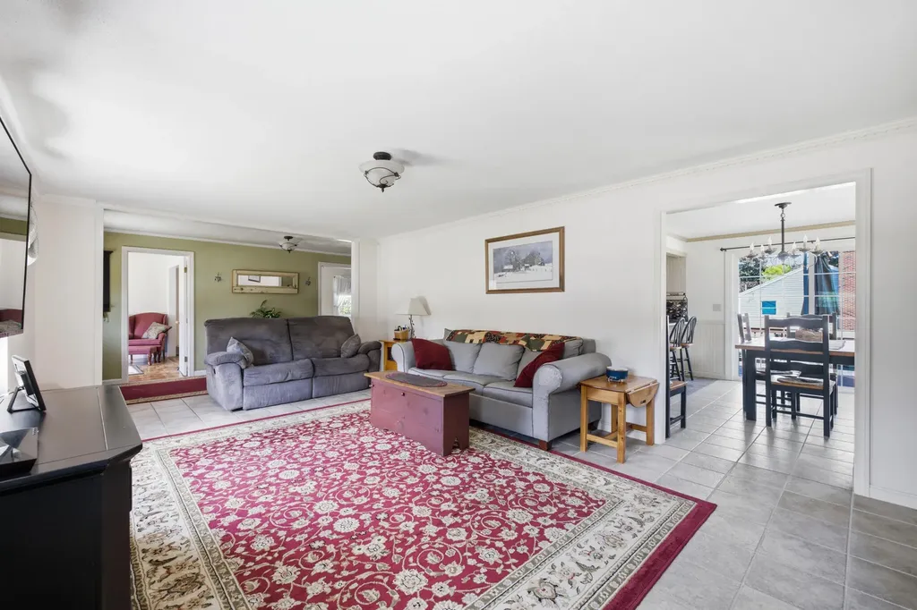 3 Mathews Avenue Bath ME 04530