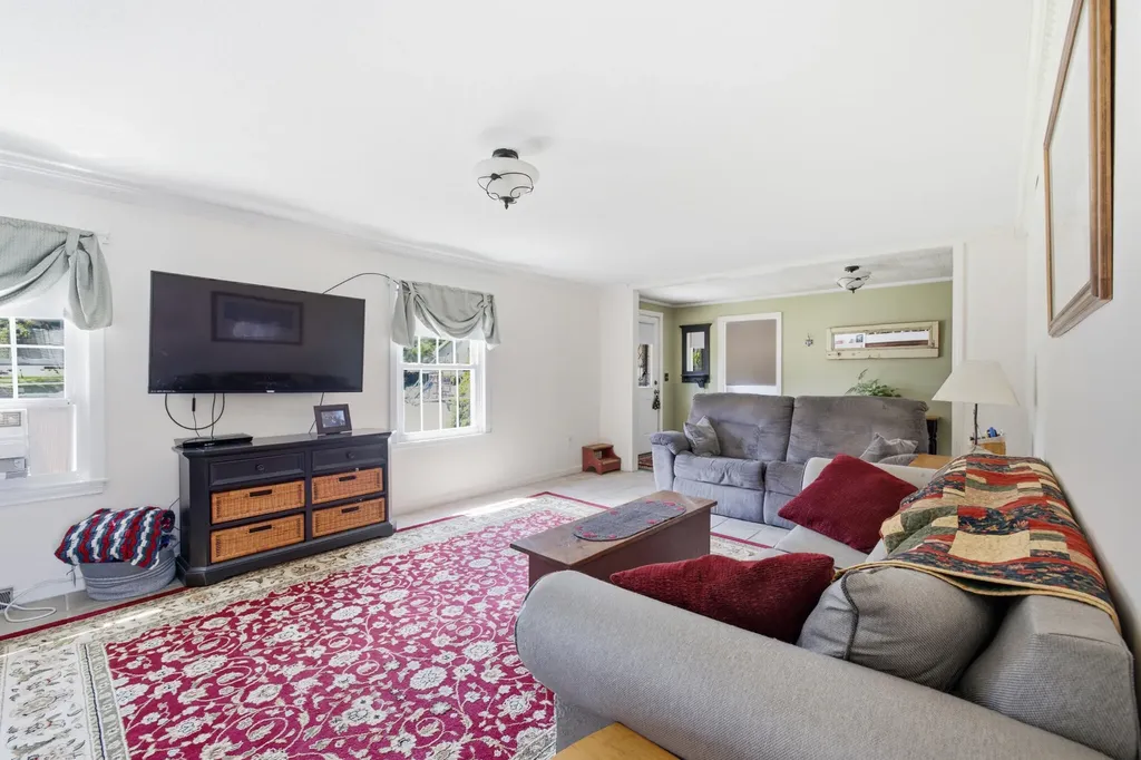 3 Mathews Avenue Bath ME 04530