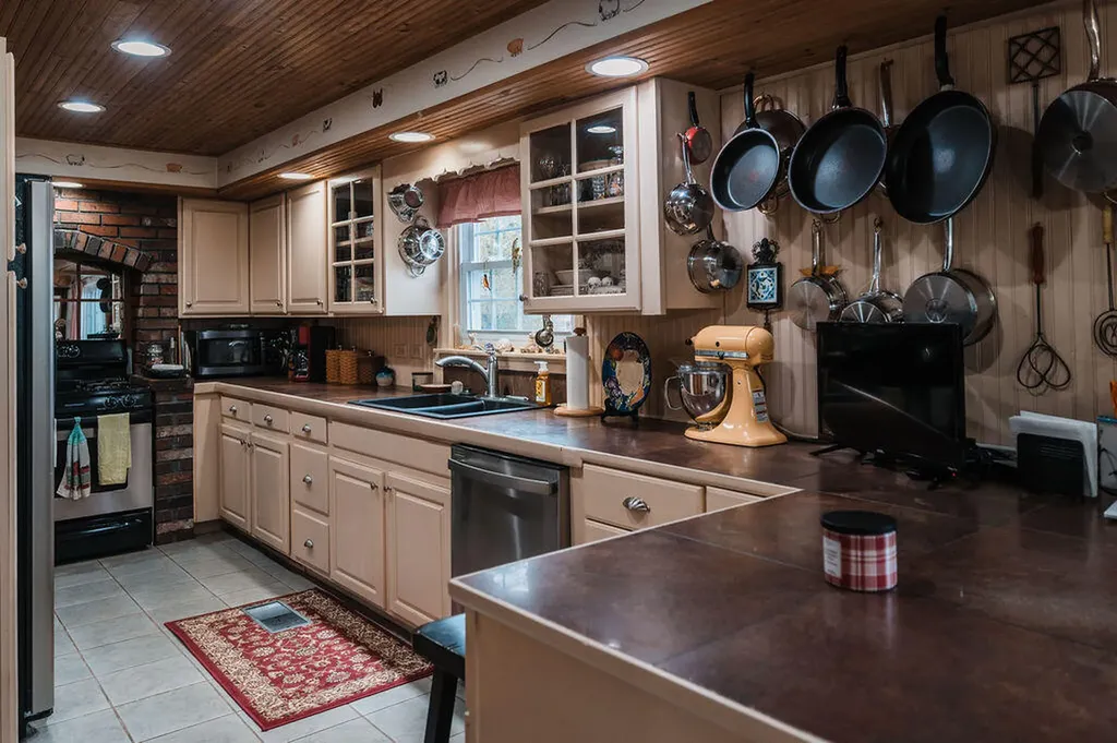 3 Mathews Avenue Bath ME 04530