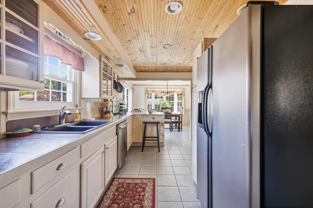 3 Mathews Avenue Bath ME 04530