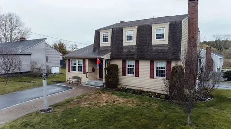 3 Mathews Avenue Bath ME 04530