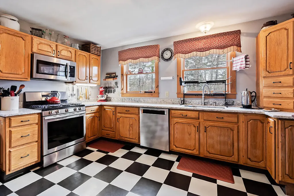 110 Gile Road Fayette ME 04349