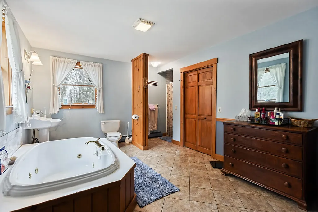 110 Gile Road Fayette ME 04349