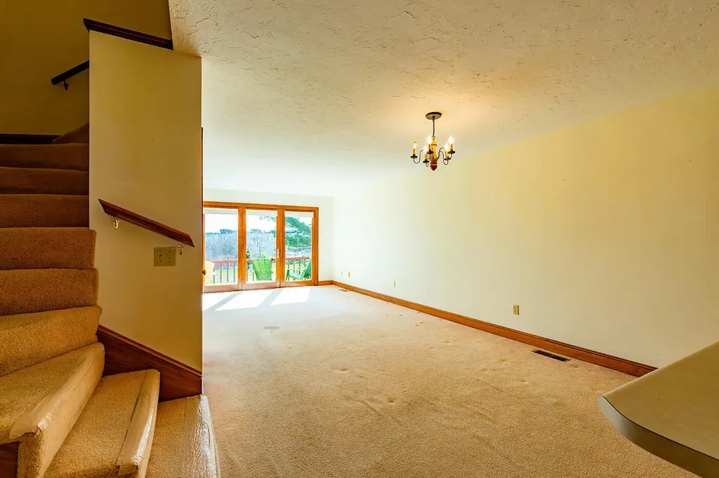 25 Main Street Rockland ME 04841