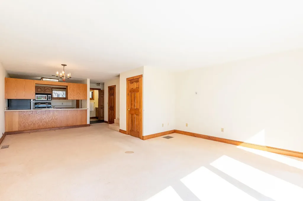 25 Main Street Rockland ME 04841