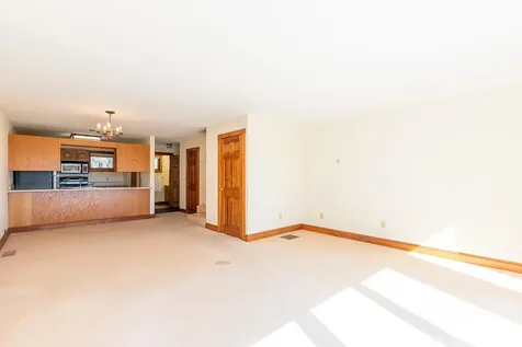 25 Main Street Rockland ME 04841