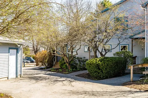 25 Main Street Rockland ME 04841