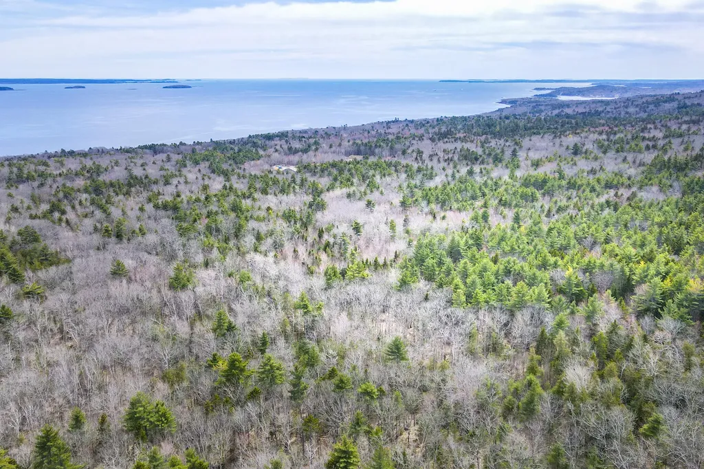 2030 Atlantic Highway Lincolnville ME 04849