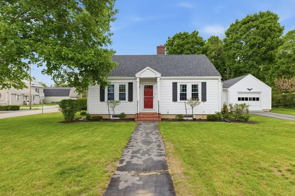 12 Sewall Road South Berwick ME 03908