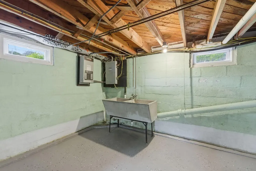 12 Sewall Road South Berwick ME 03908