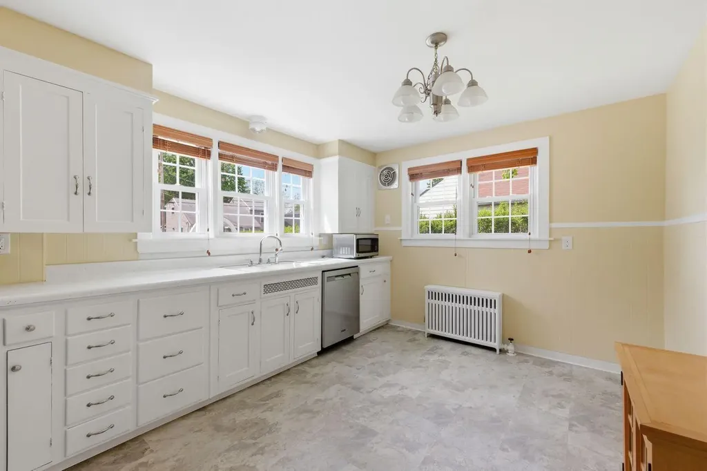 12 Sewall Road South Berwick ME 03908