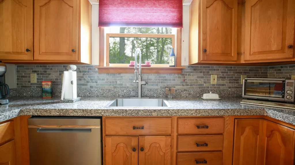 1359 Main Road Eddington ME 04428