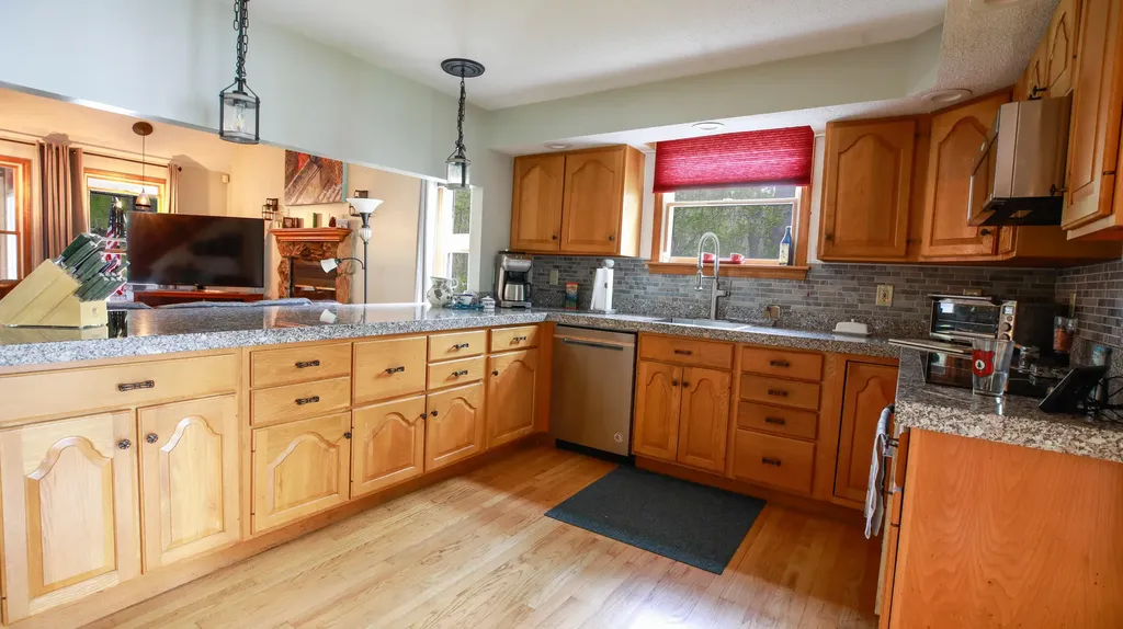1359 Main Road Eddington ME 04428