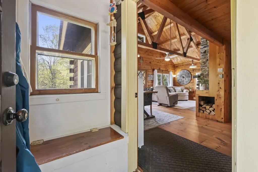 79 Jefferson Road Whitefield ME 04353