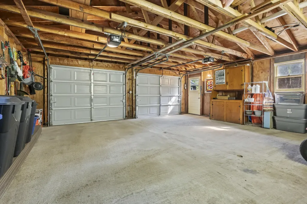 79 Jefferson Road Whitefield ME 04353