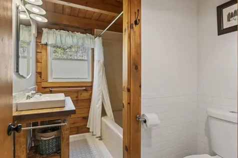 79 Jefferson Road Whitefield ME 04353