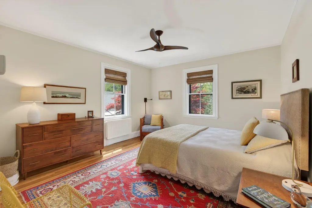 38 Neal Street Portland ME 04102