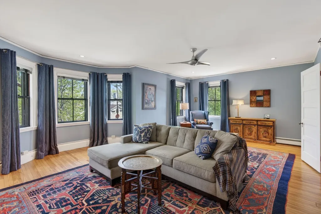 38 Neal Street Portland ME 04102