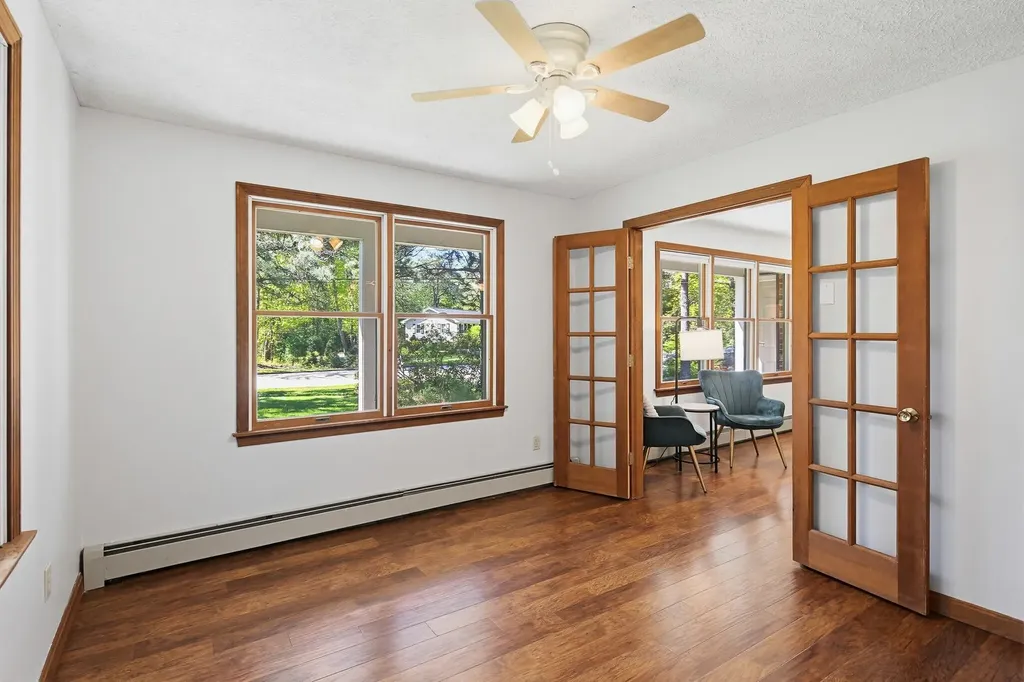 21 Melden Drive Brunswick ME 04011