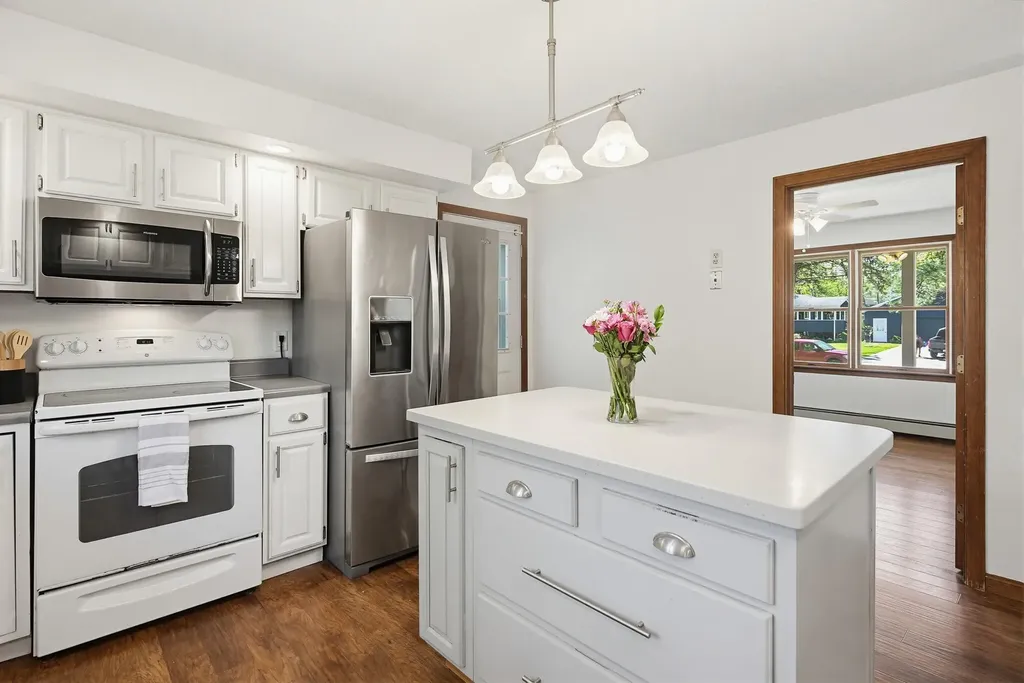 21 Melden Drive Brunswick ME 04011