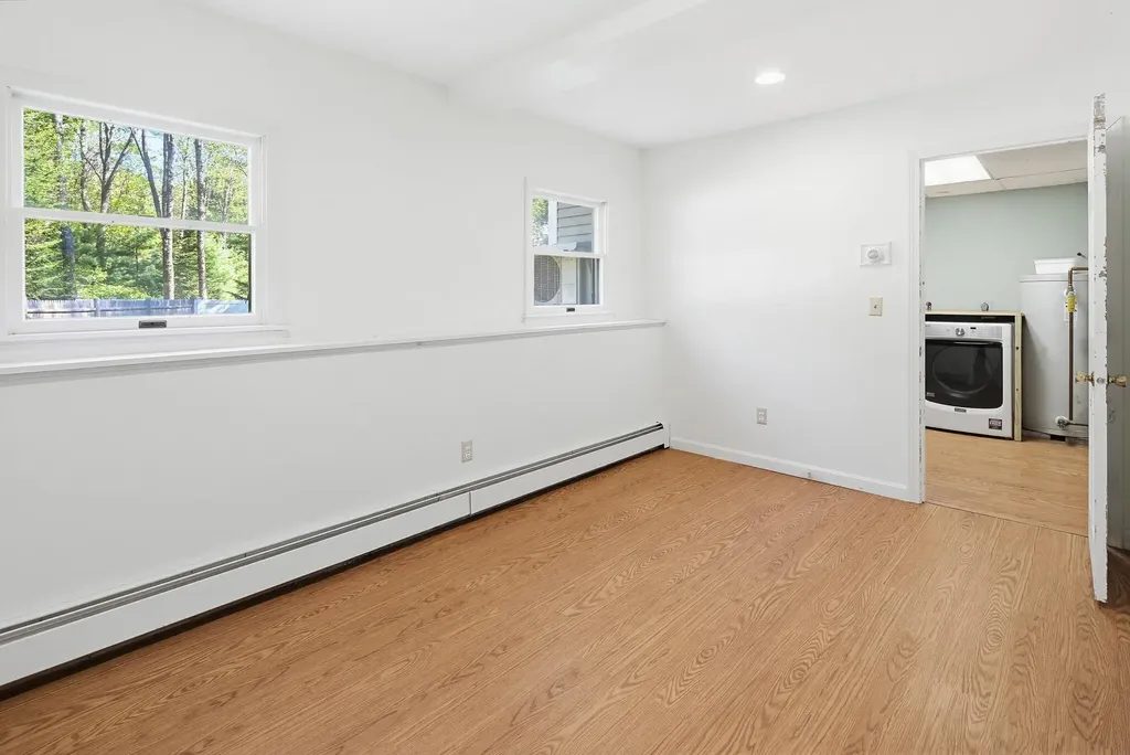 21 Melden Drive Brunswick ME 04011