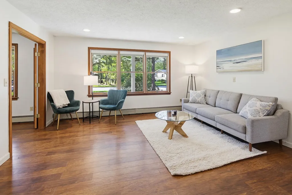 21 Melden Drive Brunswick ME 04011
