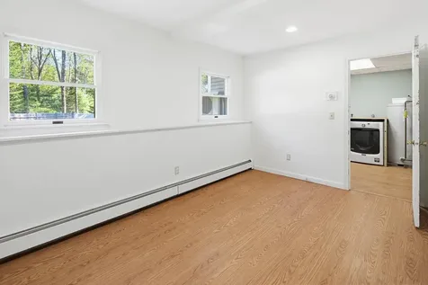 21 Melden Drive Brunswick ME 04011