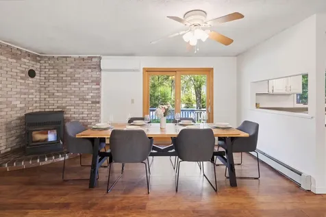 21 Melden Drive Brunswick ME 04011