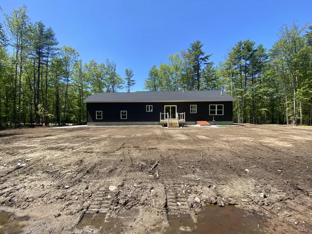 1262 Naples Road Harrison ME 04040