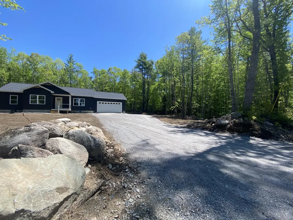 1262 Naples Road Harrison ME 04040