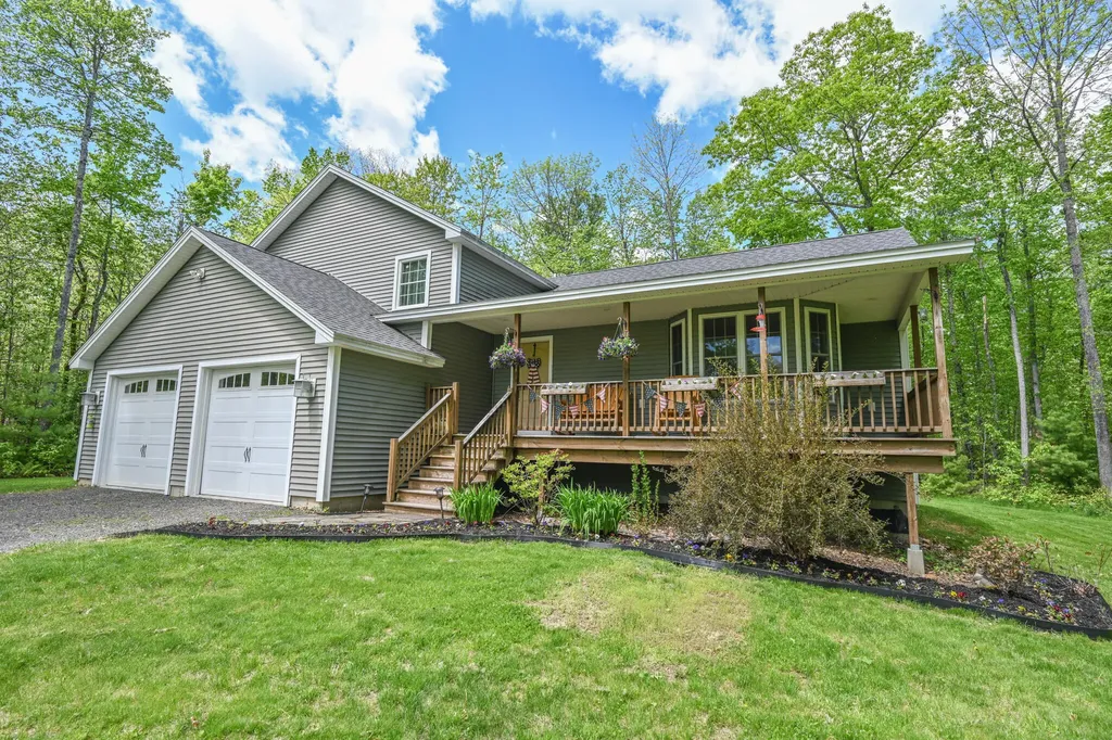 198 Chemo Pond Road Eddington ME 04428