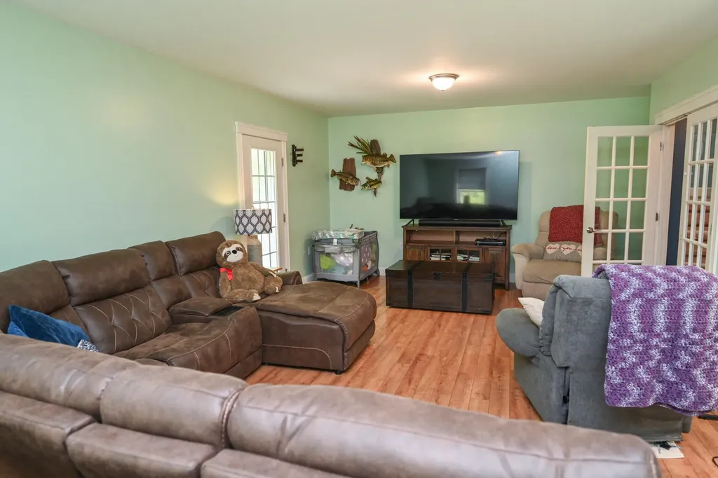 198 Chemo Pond Road Eddington ME 04428