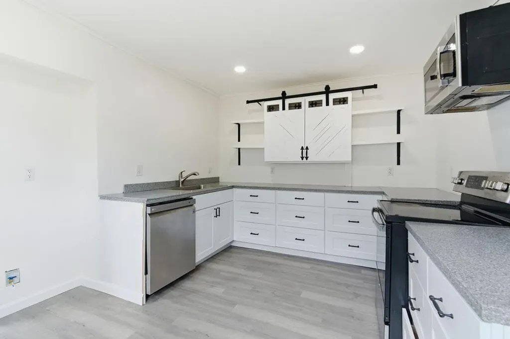 134 - 136 Sawyer Street South Portland ME 04106