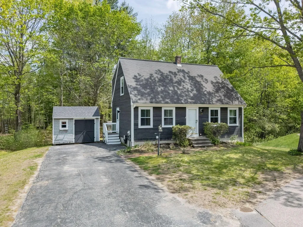 18 Wintergreen Drive Gorham ME 04038