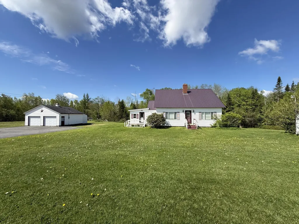 1008 U.s. 1 Brookton Twp ME 04413
