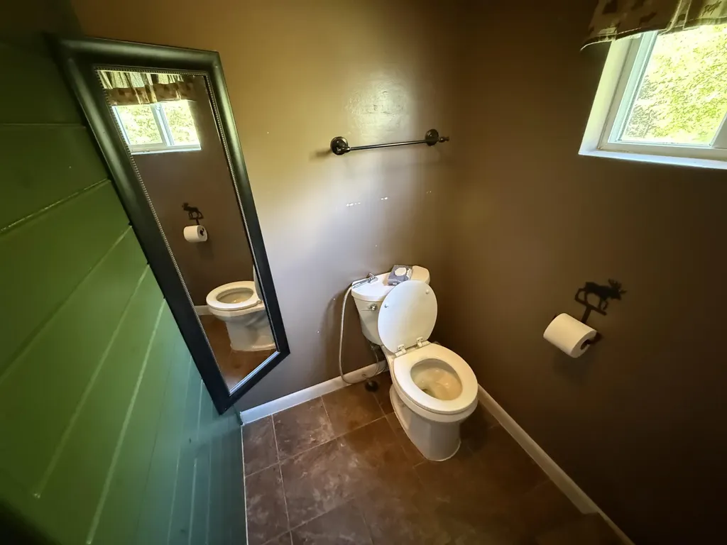 1008 U.s. 1 Brookton Twp ME 04413