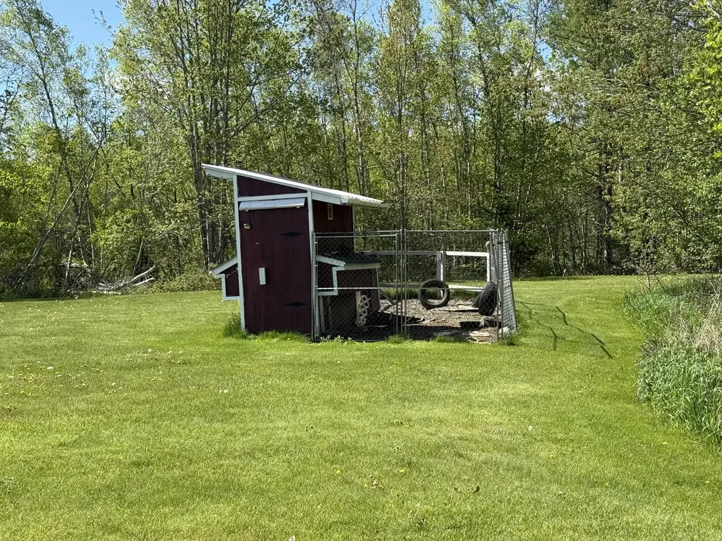 1008 U.s. 1 Brookton Twp ME 04413