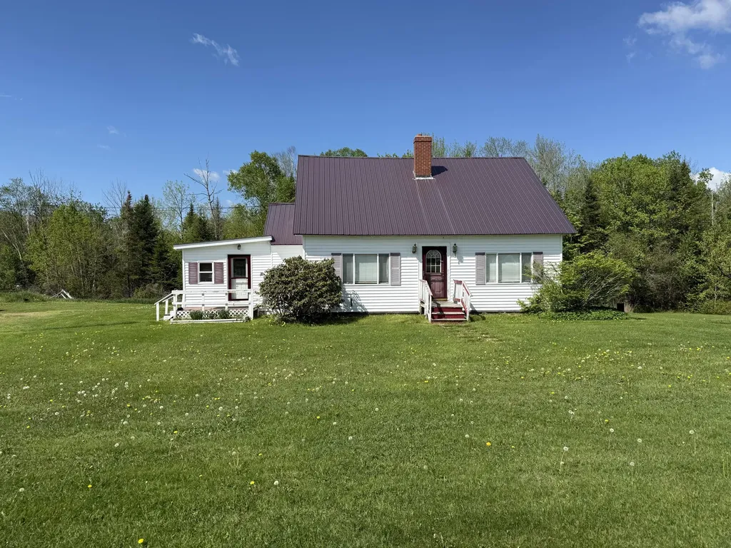 1008 U.s. 1 Brookton Twp ME 04413