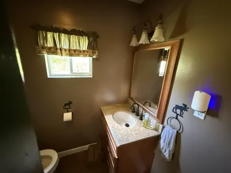 1008 U.s. 1 Brookton Twp ME 04413