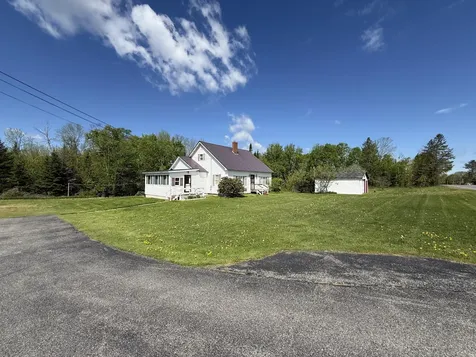 1008 U.s. 1 Brookton Twp ME 04413